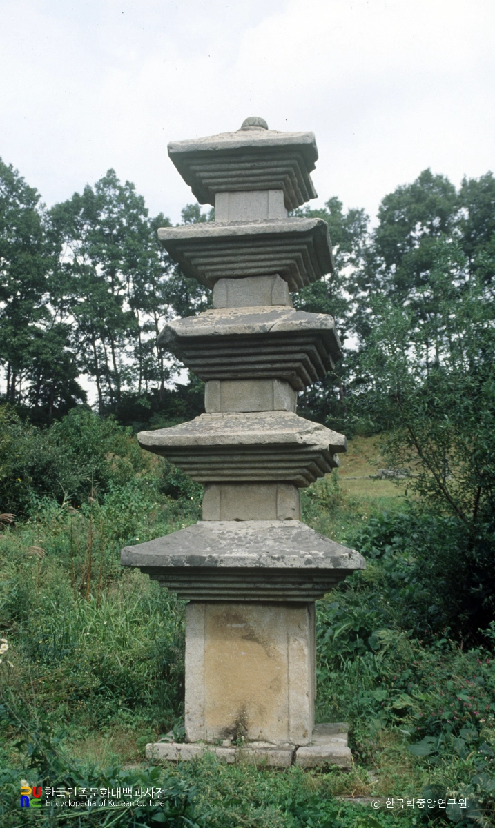 괴산 봉학사지 오층석탑