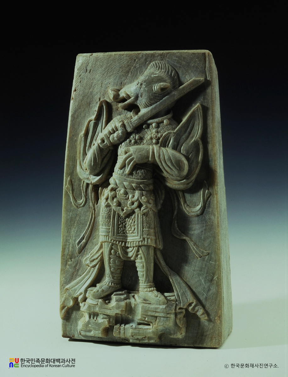 경주 납석제 십이지상 정측면