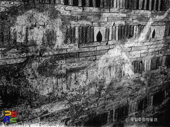 공주 송산리 6호분 서벽 백호