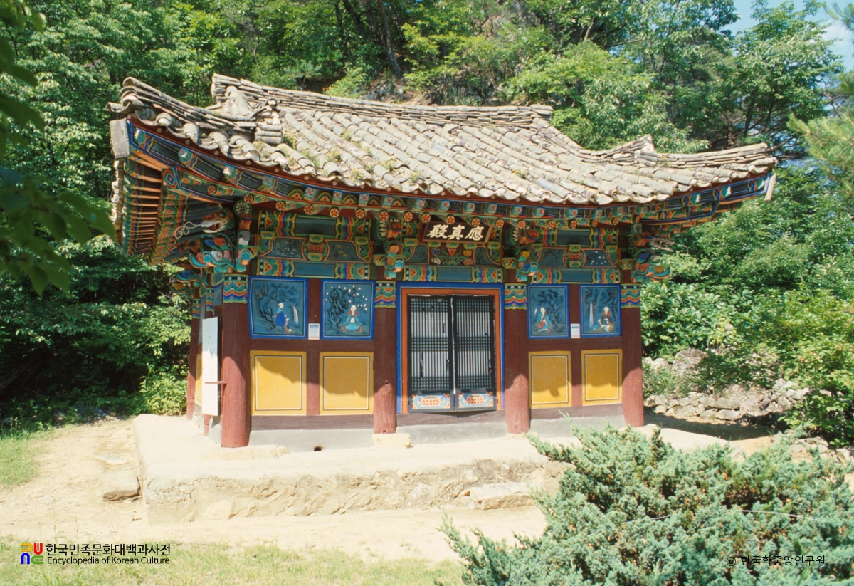 제천 고산사 응진전 정측면