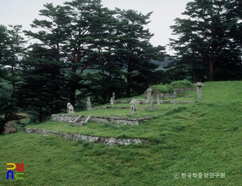 명주군왕릉