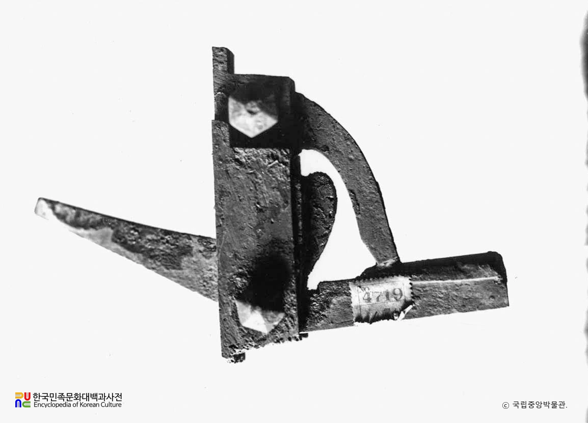 평남 대동 석암리 120호분 출토 노기