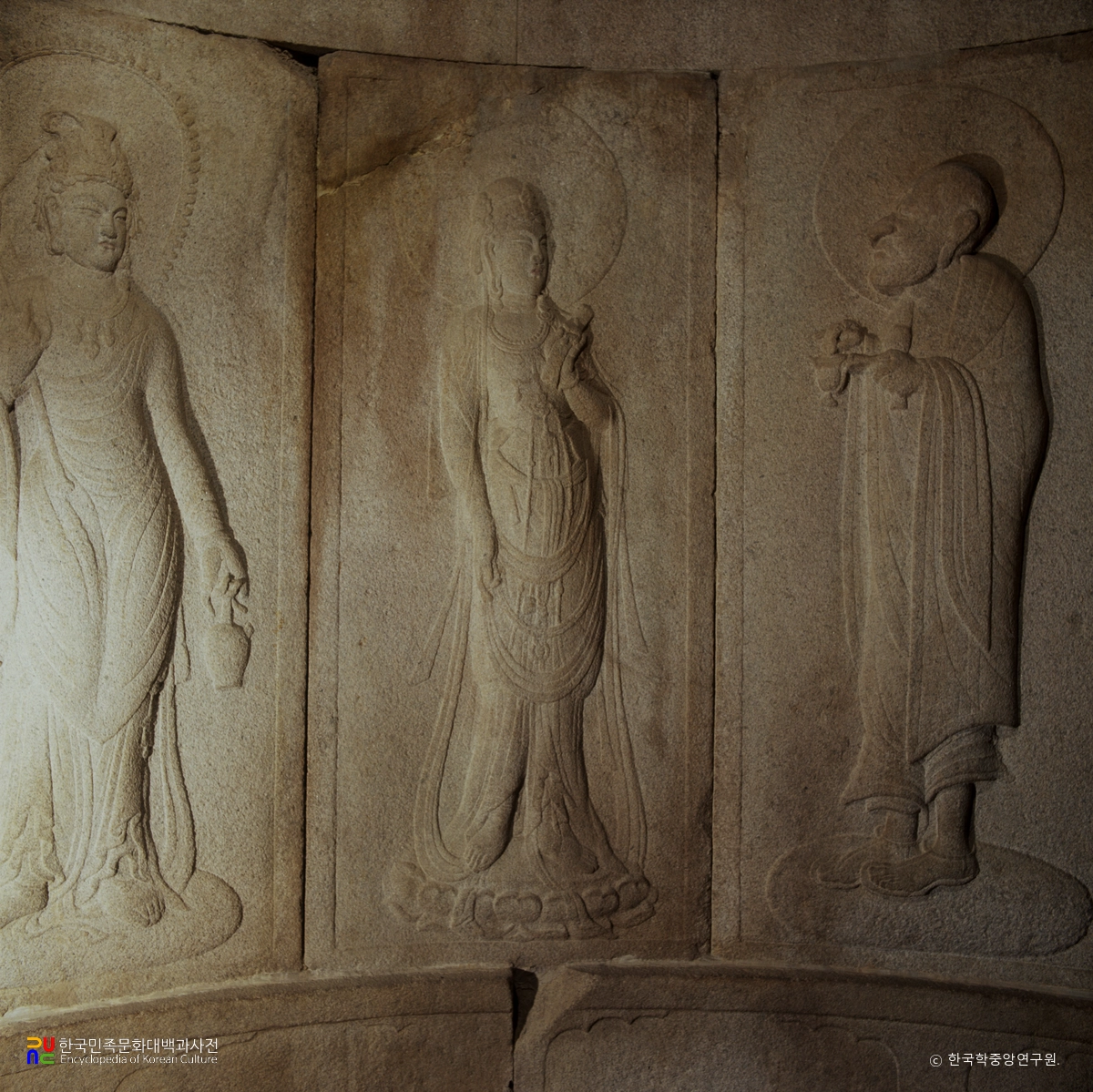 경주 석굴암 석굴 문수보살