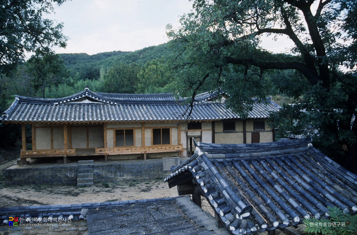 성주 백세각 전경