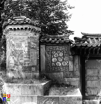 서울 경복궁 교태전 건순각 후정 굴뚝과 소문