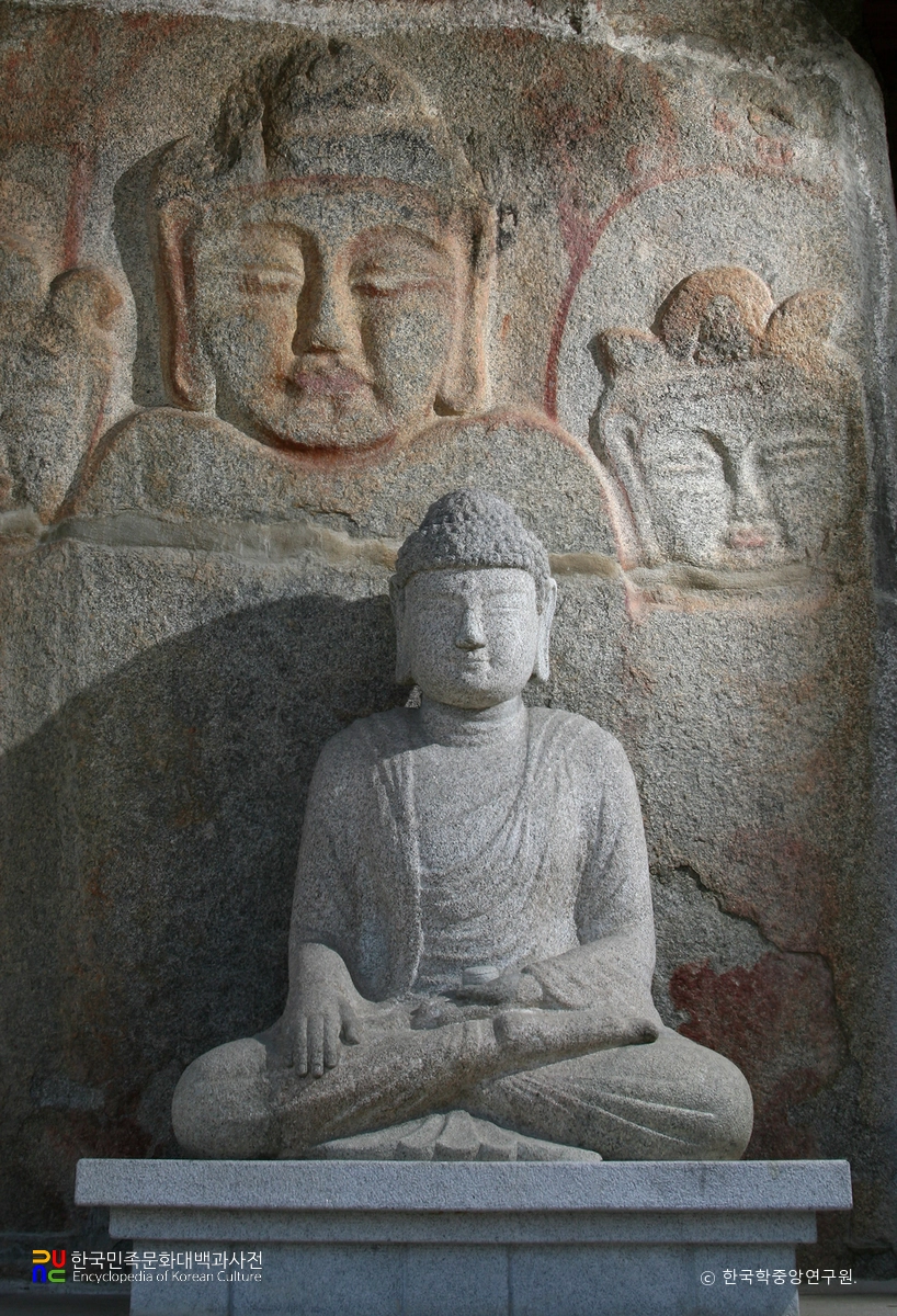 영주 흑석사 석조여래좌상