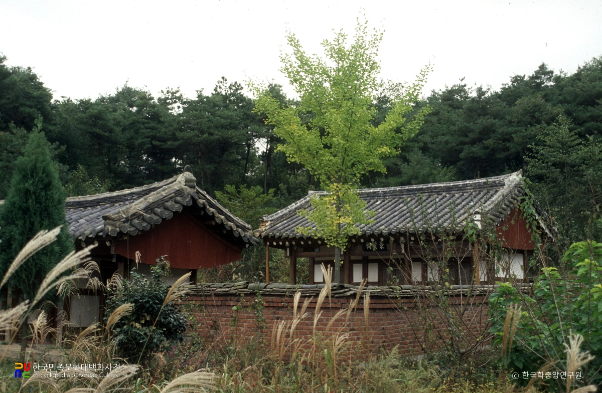 나주 경현서원 정측면