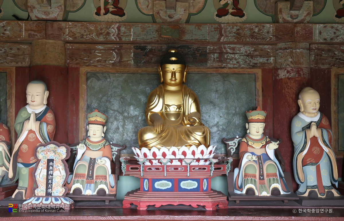 해남 미황사 목조석가여래삼존상