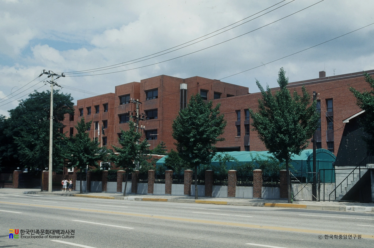 한국보건사회연구원