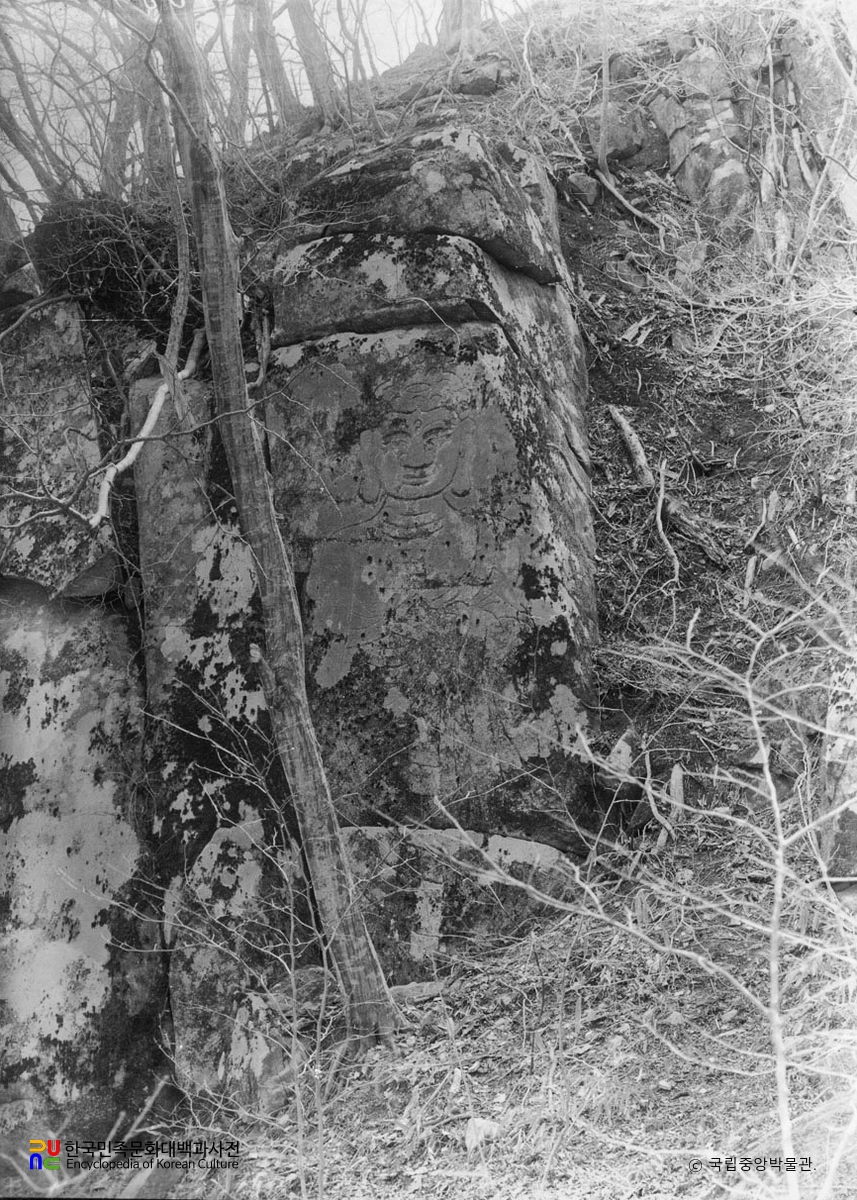 순천 선암사 마애여래입상