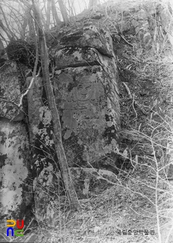 순천 선암사 마애여래입상