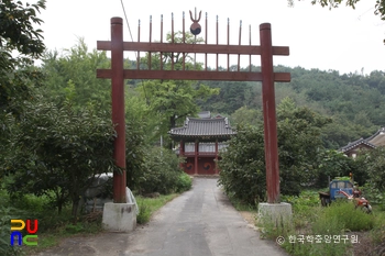 함안 함안향교 중 홍살문