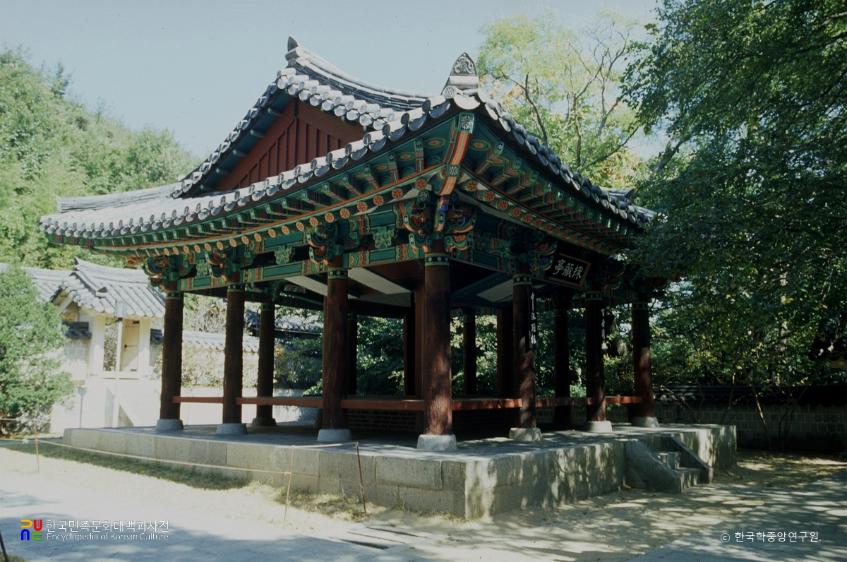 구미 채미정 정측면