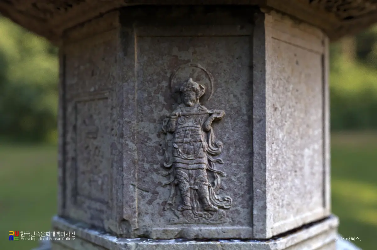 장흥 보림사 보조선사탑 탑신부