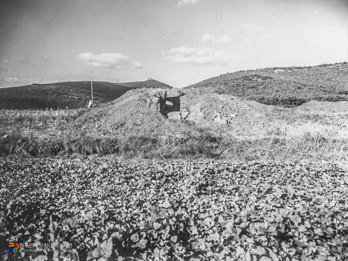 평안남도 대동군 고산리 6호분 발굴 후 전경