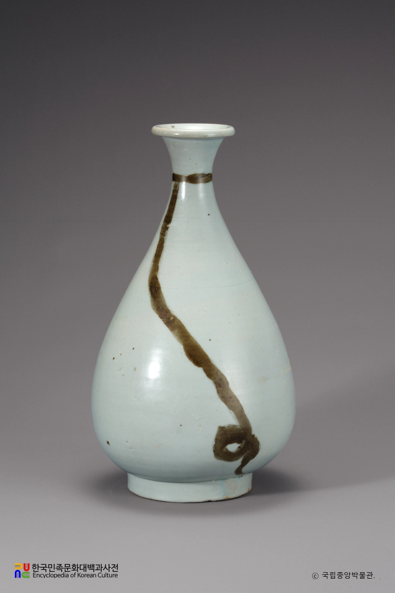 백자 철화 끈무늬 병