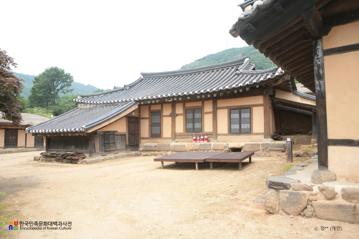 고성 왕곡마을 가옥 모습