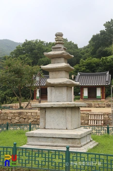 강진 베가스 슬롯 삼층석탑 정측면