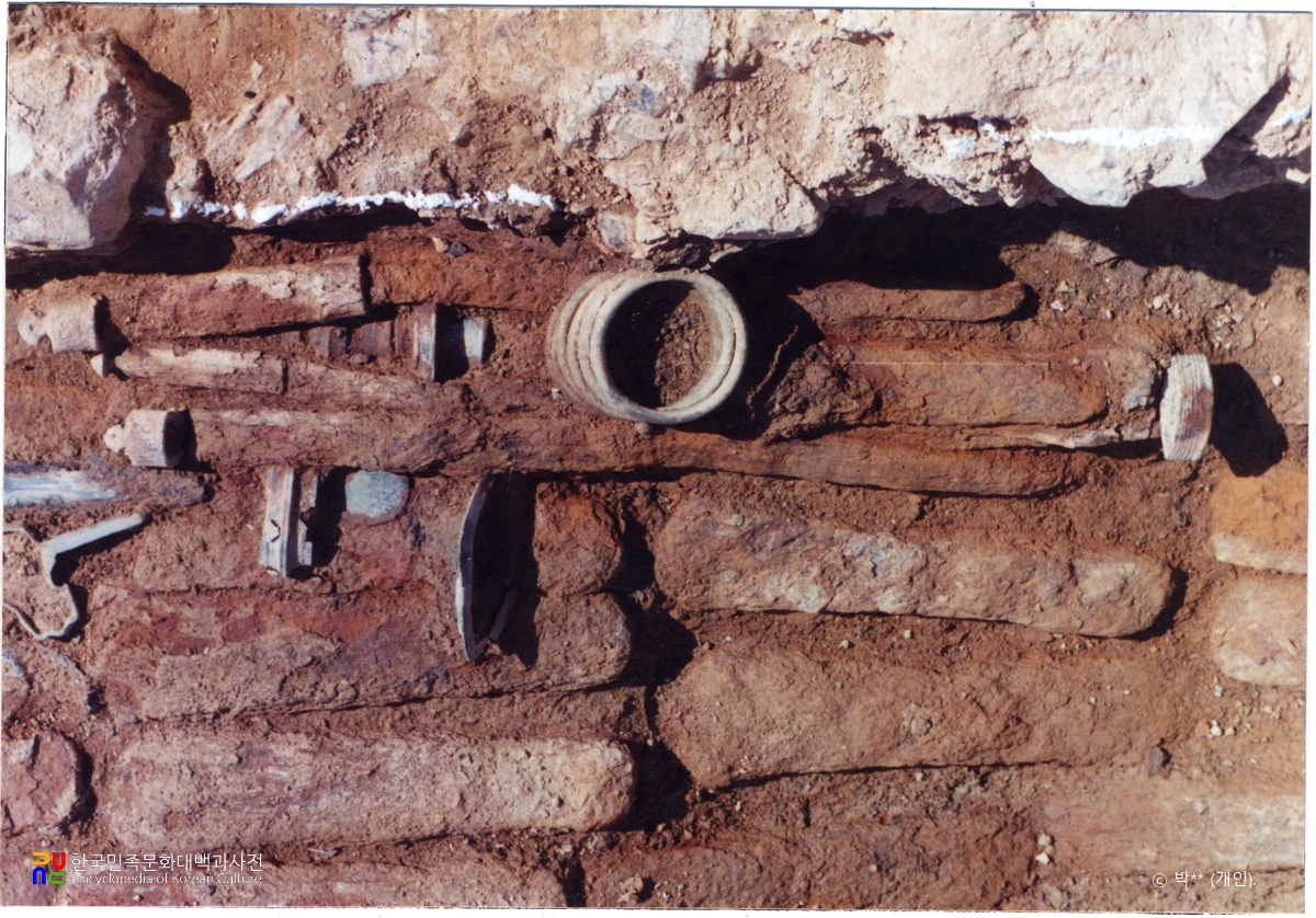 경주 사라리 고분군