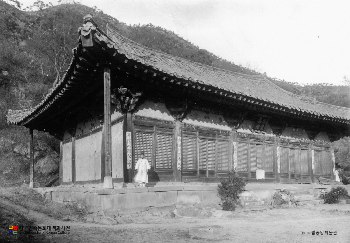 영주 부석사 무량수전 정측면