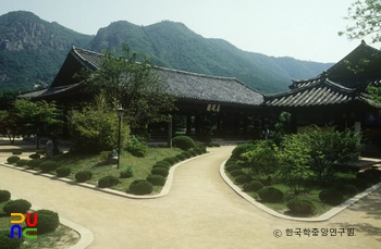 청도 운문사 만세루