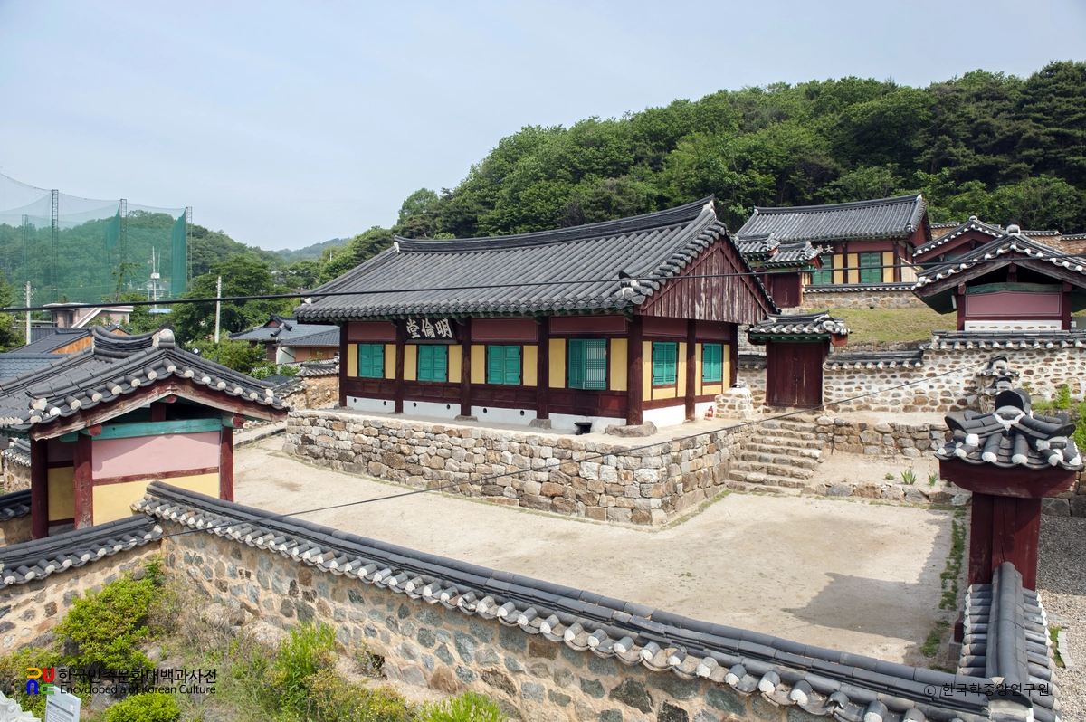 양평 양근향교 명륜당과 대성전