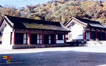 안악 슬롯 머신 잭팟 전사청과 영빈당 측면