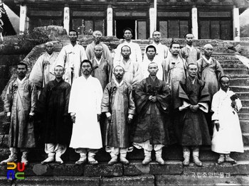 전남 구례 화엄사 승려