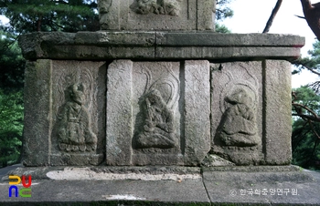 경주 원원사지 동ㆍ서 삼층석탑 중 서삼층석탑 일층 북면 십이지신상