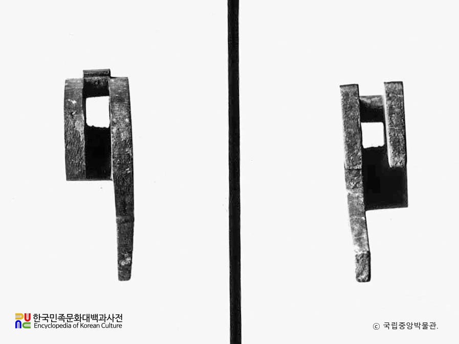 평남 대동 정백리 127호분 출토 노기 일부