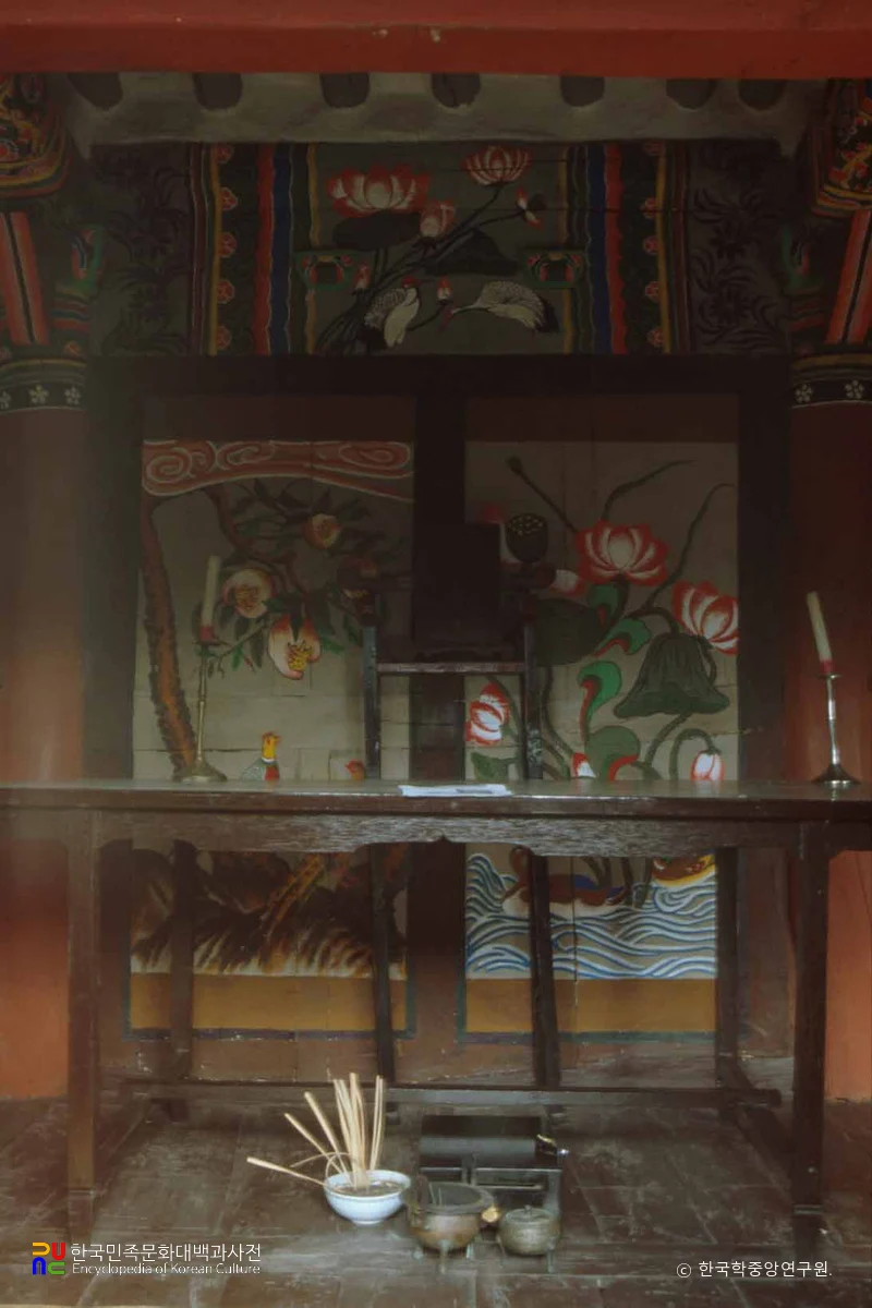 남원 사당 내부