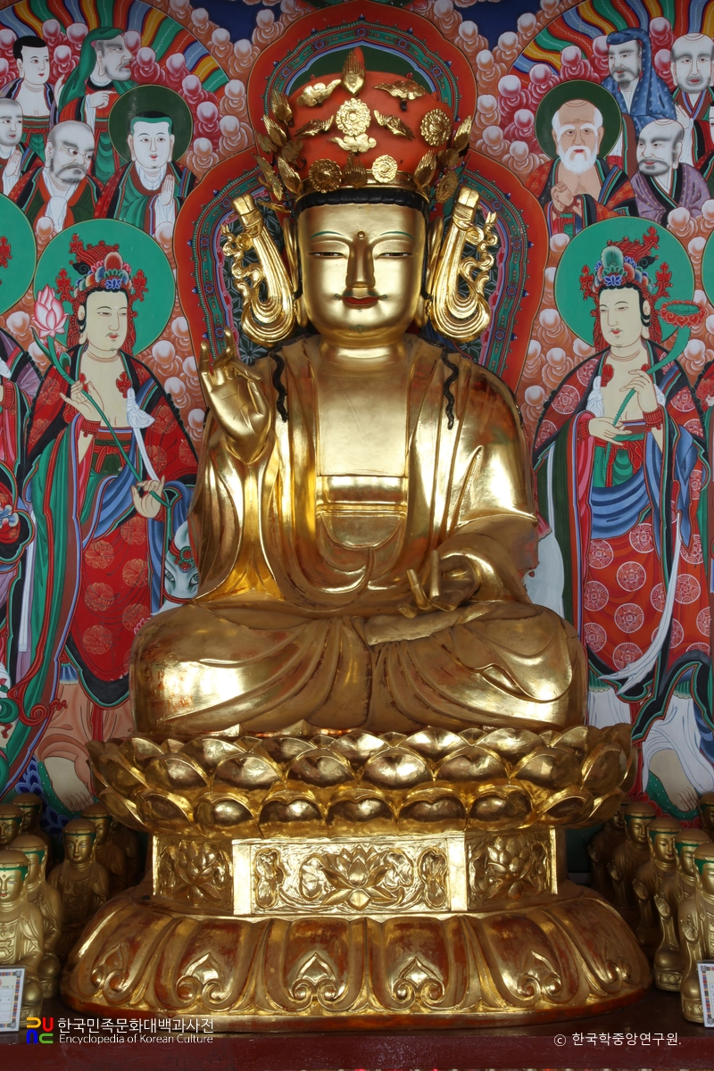 의령 백련암 목조보살좌상