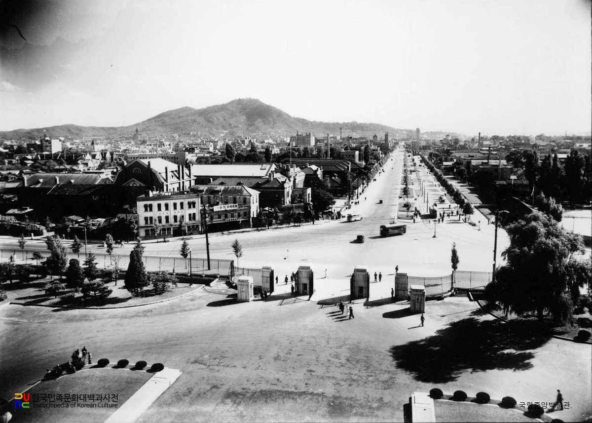 조선총독부 건물에서 본 시가