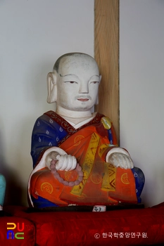 장안사 응진전 석조석가삼존십육나한상