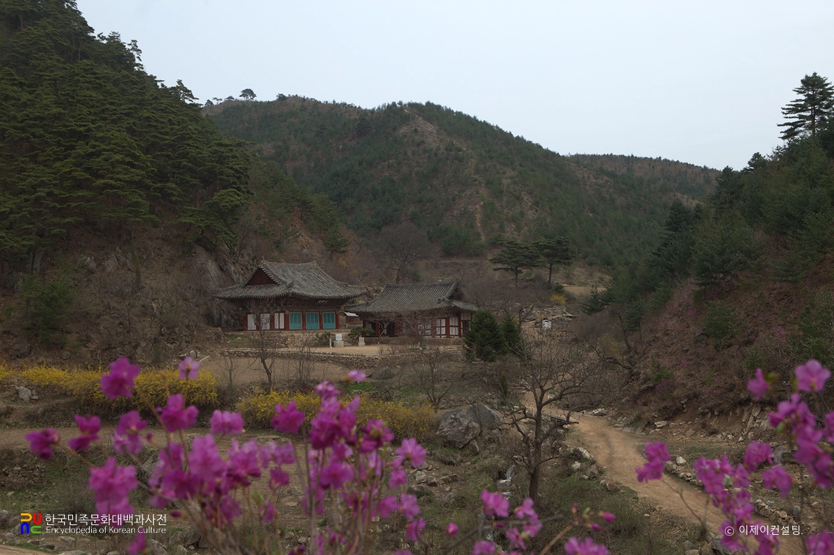 단천 동덕사 전경