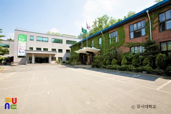 서울 강서대학교 성서관