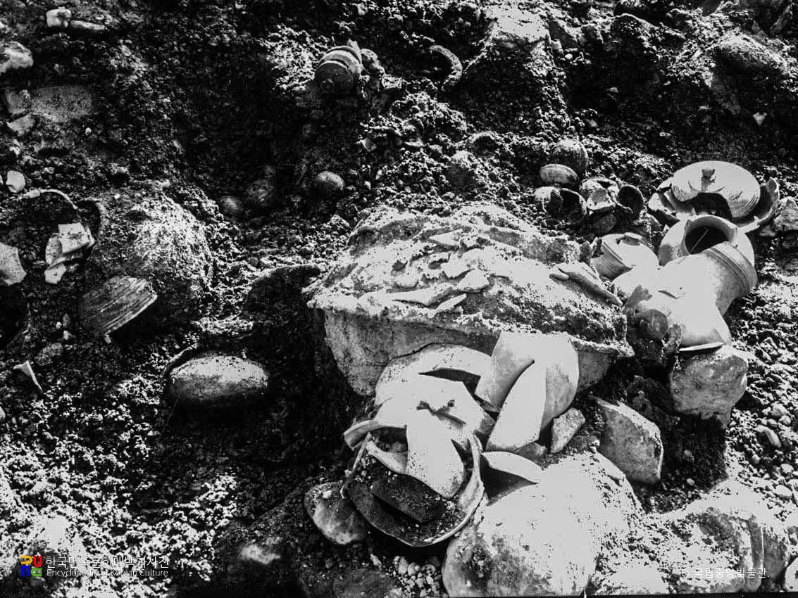 경주 대릉원 일원 중 호우총에서 출토된 유물