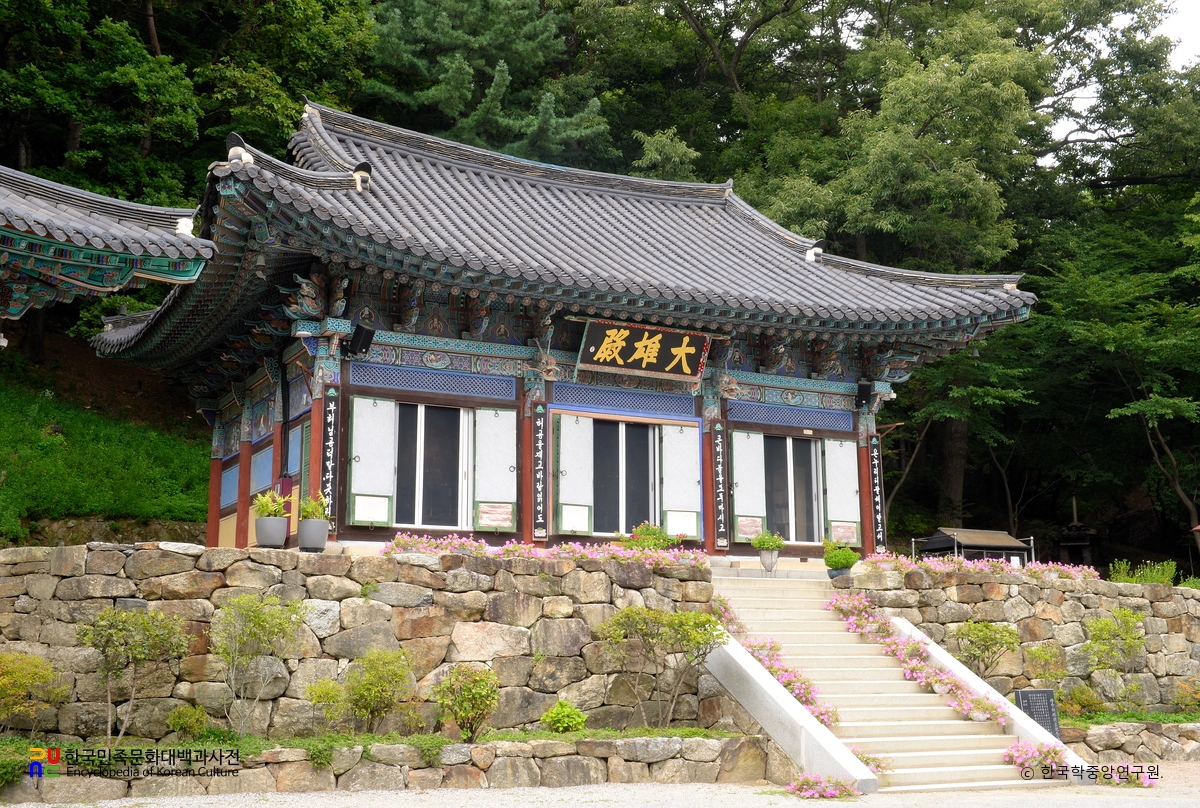 경기도 광주 장경사 중 대웅전 정측면