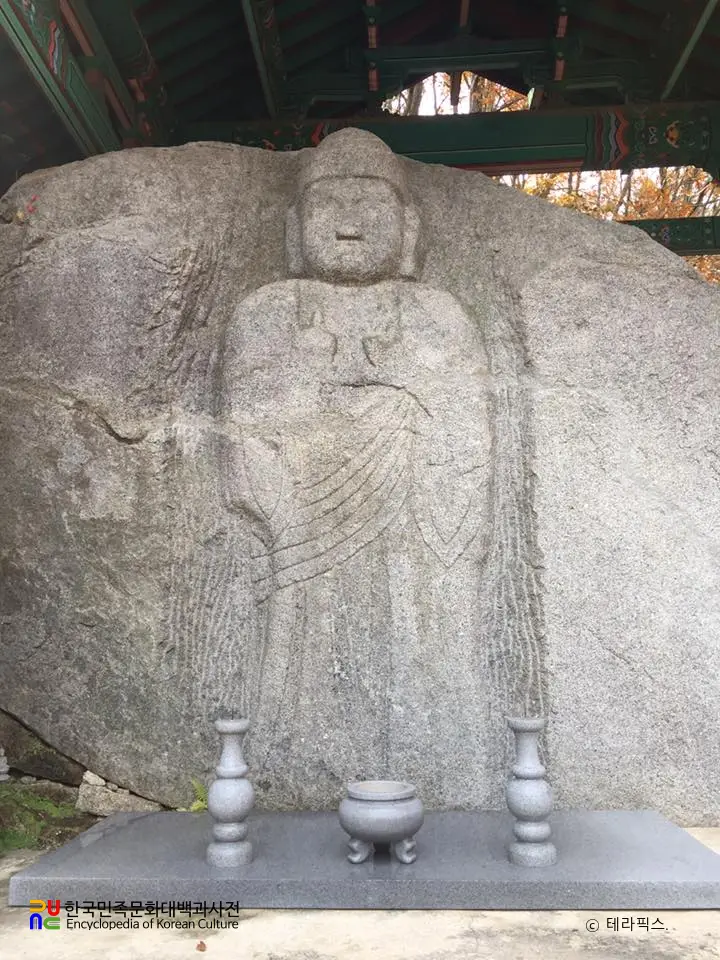 음성 미타사 마애여래입상