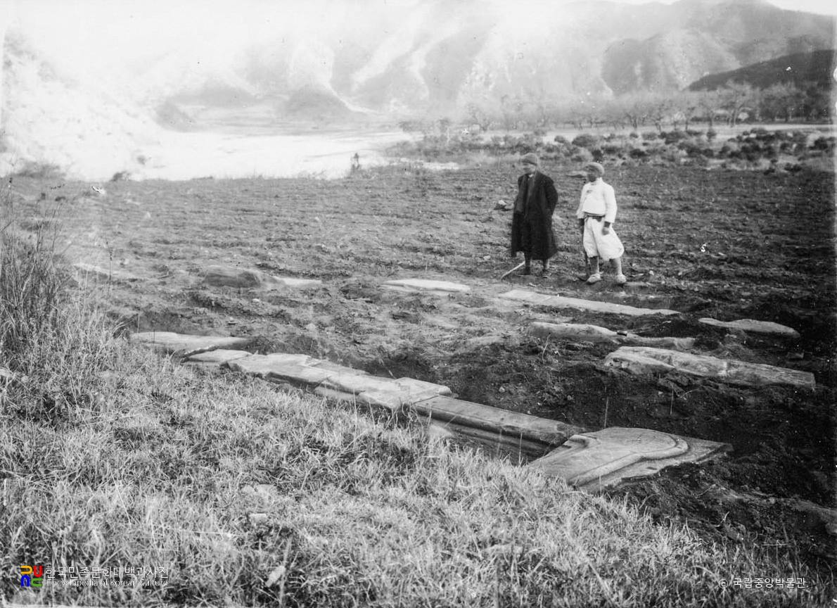 충주 정토사지 주초