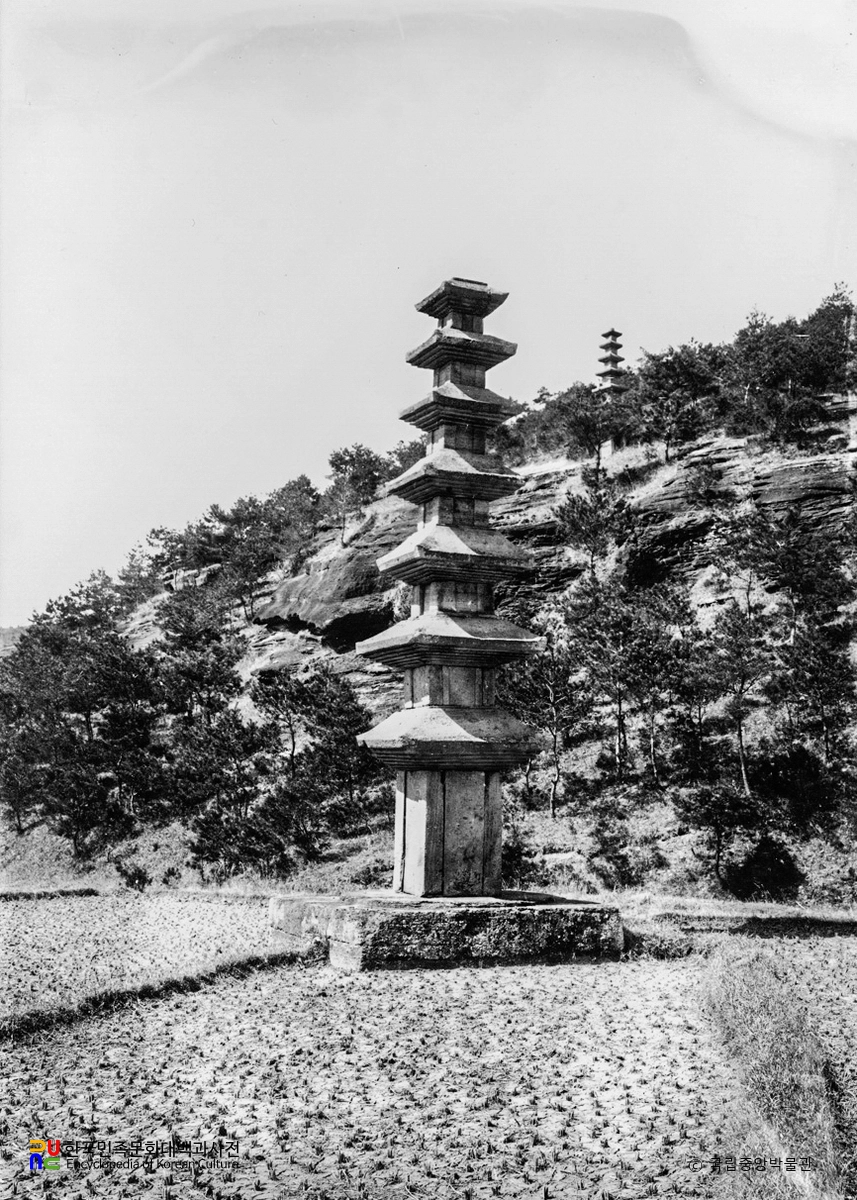 화순 운주사 칠층석탑 북동면