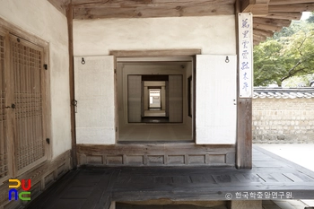 창덕궁 연경당 사랑채 내부