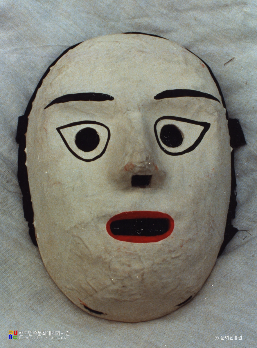 은율탈춤 / 무당탈