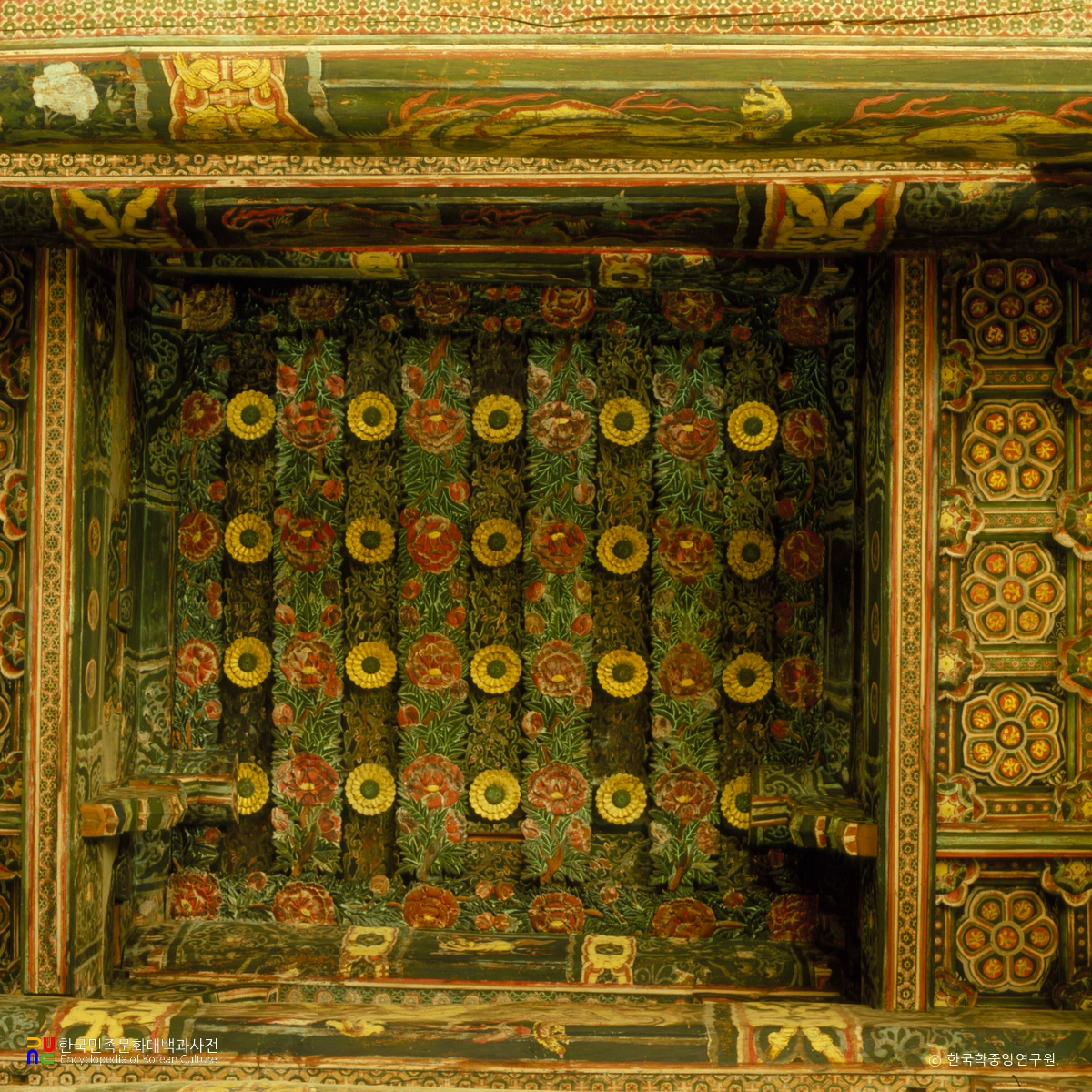 양산 통도사 대웅전 천장