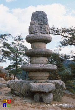 경주 남산 온라인 카지노 슬롯곡 석조여래좌상 정면