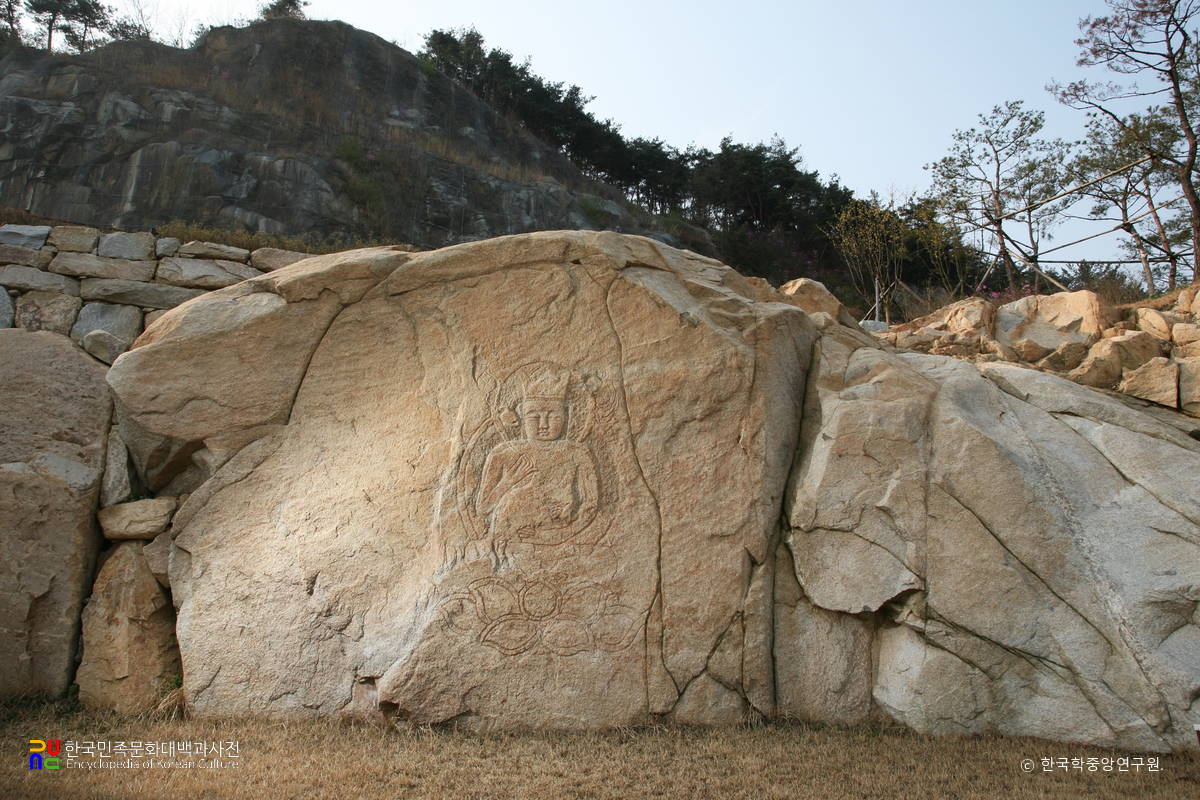 의성 생송리 마애보살 좌상