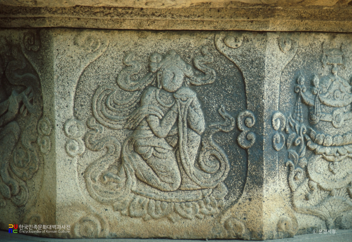 문경 봉암사 지증대사탑