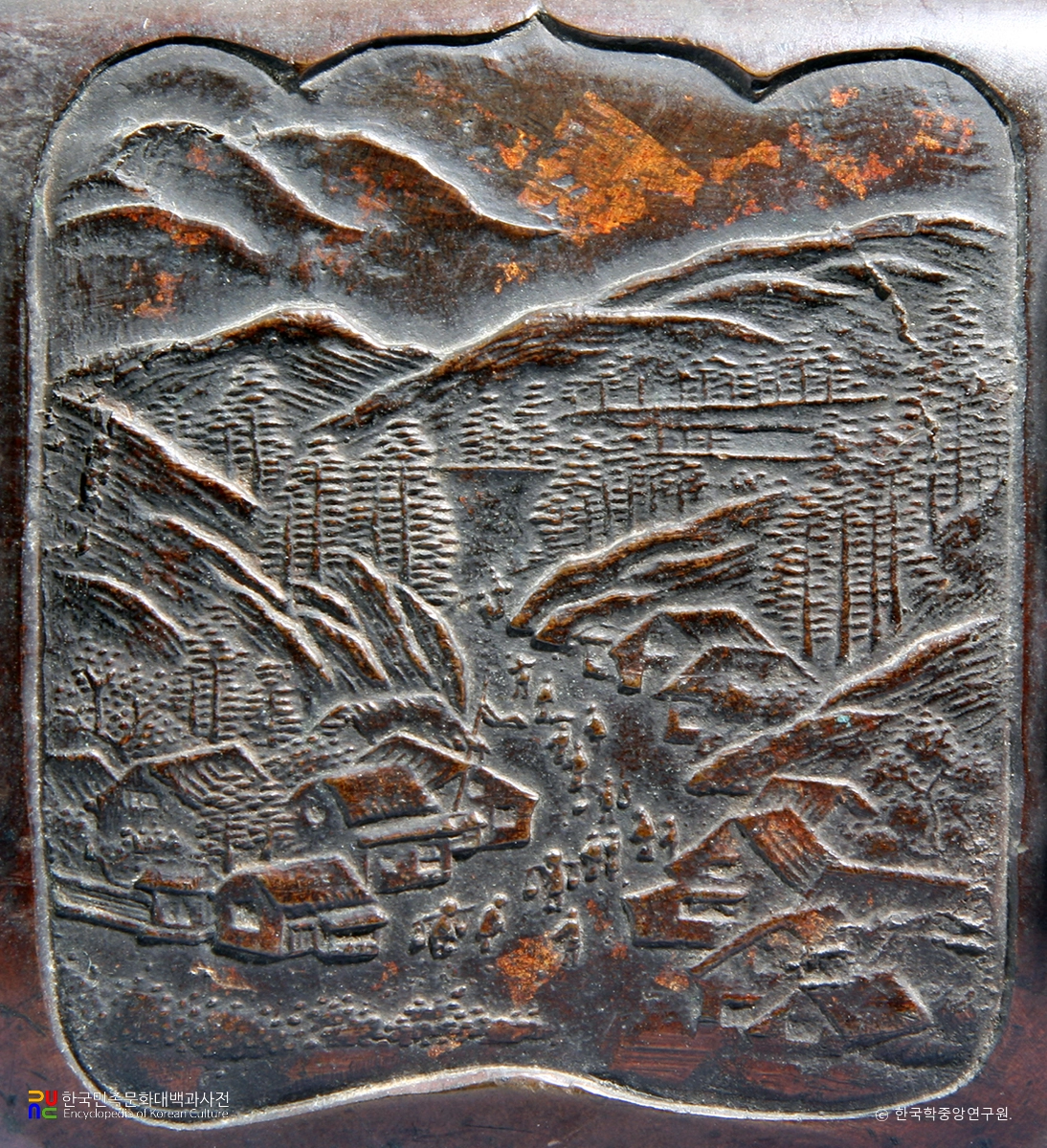 화성 용주사 청동향로 부분