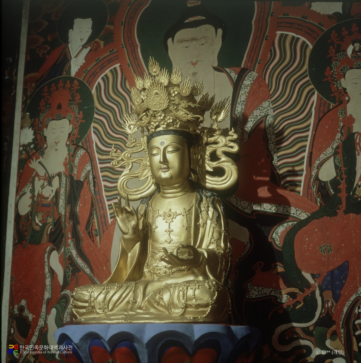 영천 은해사 운부암 금동 보살 좌상