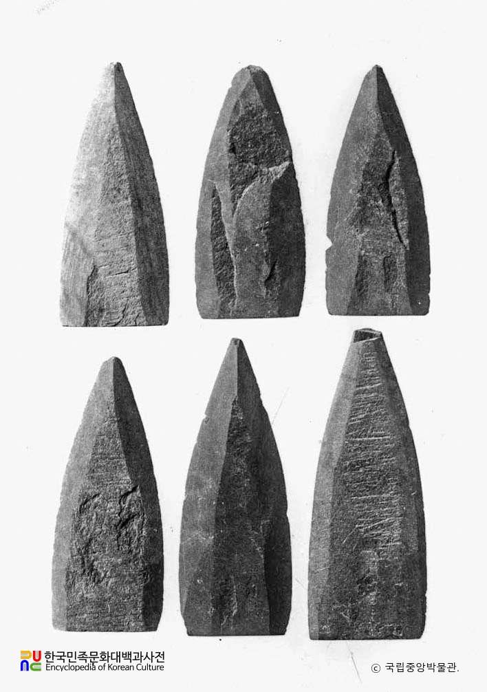 전남 고흥 도양읍 소록도 출토 마제석촉